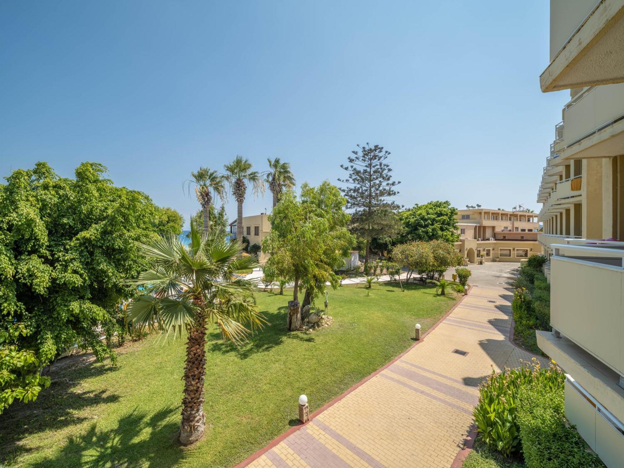 Sunshine Rhodes Hotel 4*