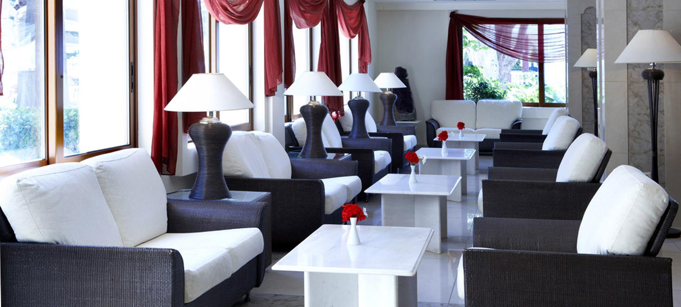 Sunshine Rhodes Hotell 4*